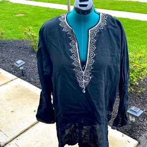 Black and white and brought Tunic long sleeve top